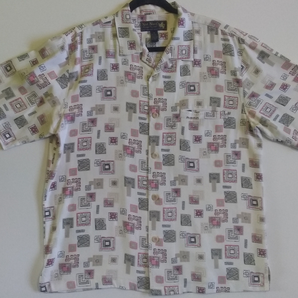 Nat Nast men's medium size short sleeve shirt!